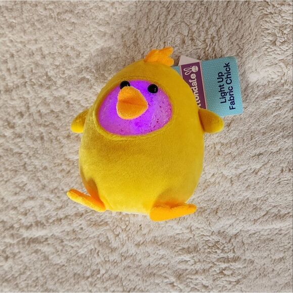 NEW EASTER Glow in The Dark Chick Decorations Luminous Ornament - Picture 1 of 5